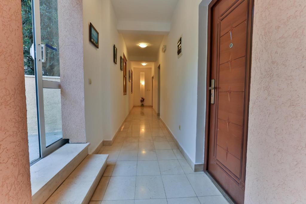 Apartmani Nica Sveti Stefan Buitenkant foto