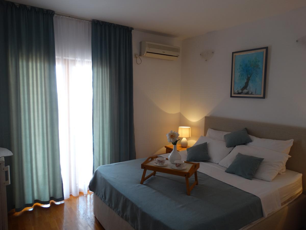 Apartmani Nica Sveti Stefan Buitenkant foto